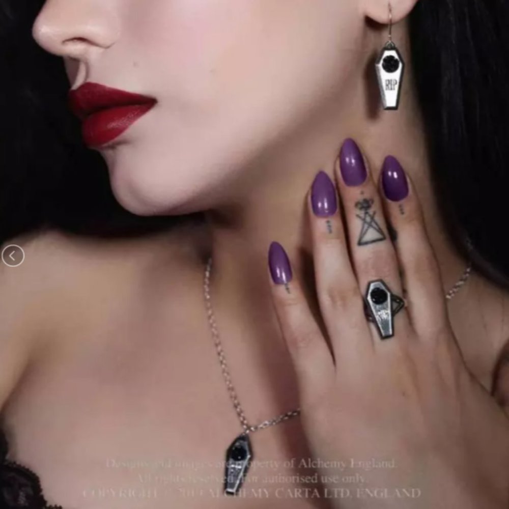 Alchemy Gothic RIP Rose Casket Ring Sizes 6-9.5 - Picture 6 of 6